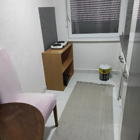 Zatvoreno! Villa *